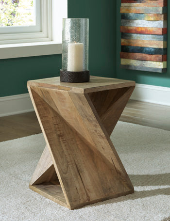 Zalemont Accent Table in Distressed Brown