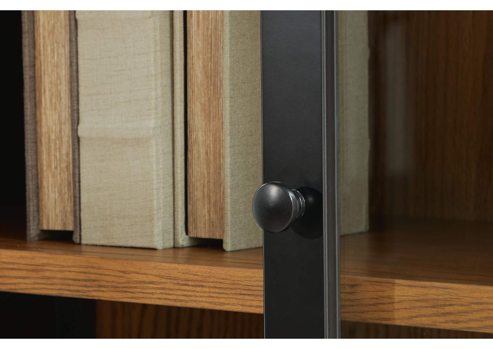 Dagandale Accent Cabinet detail