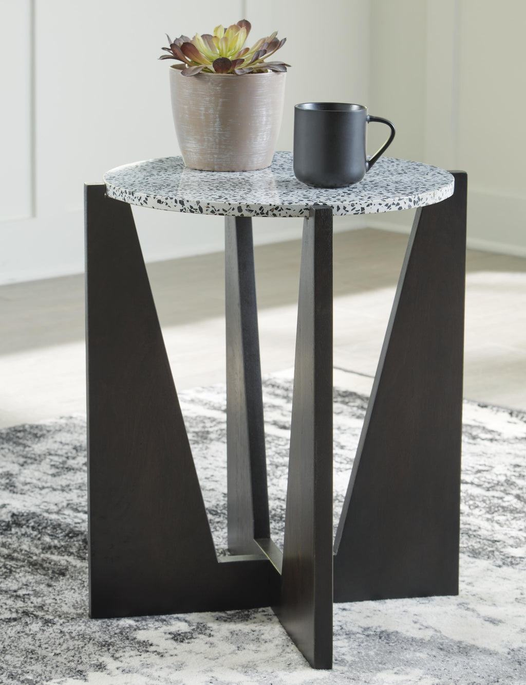 Tellrich Accent Table in Black/White, alternate view 3