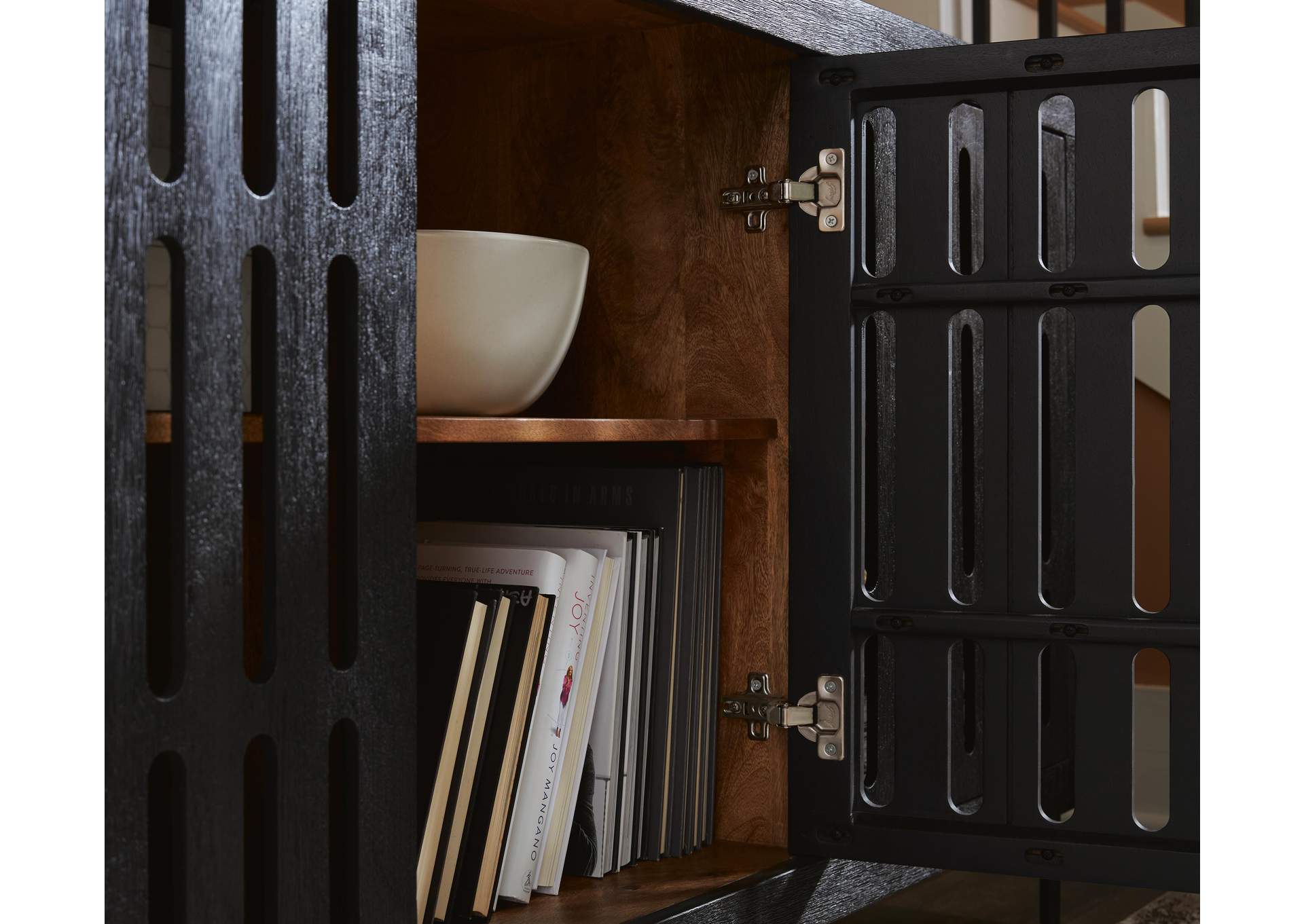 Vallisburg Accent Cabinet detail