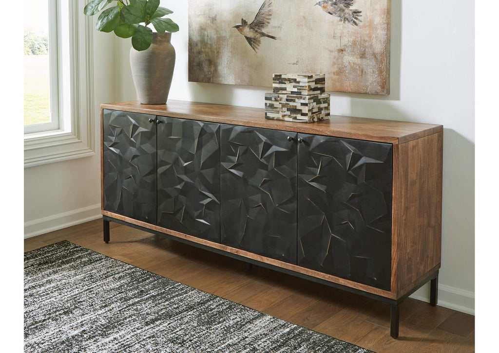 Dorannby Accent Cabinet