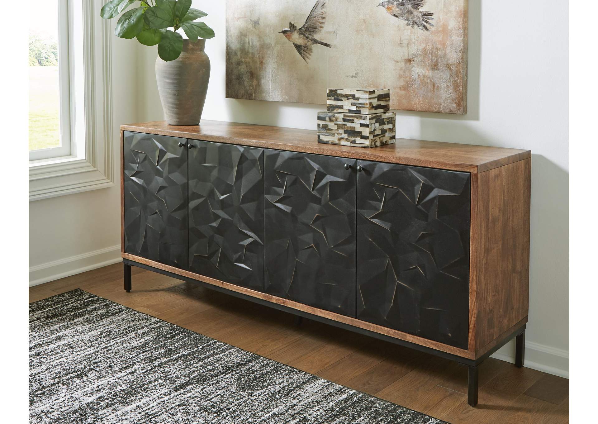 Dorannby Accent Cabinet
