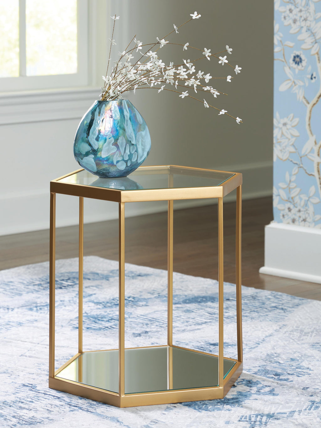 Veerwick Accent Coffee Table in Gold Finish, lifestyle view