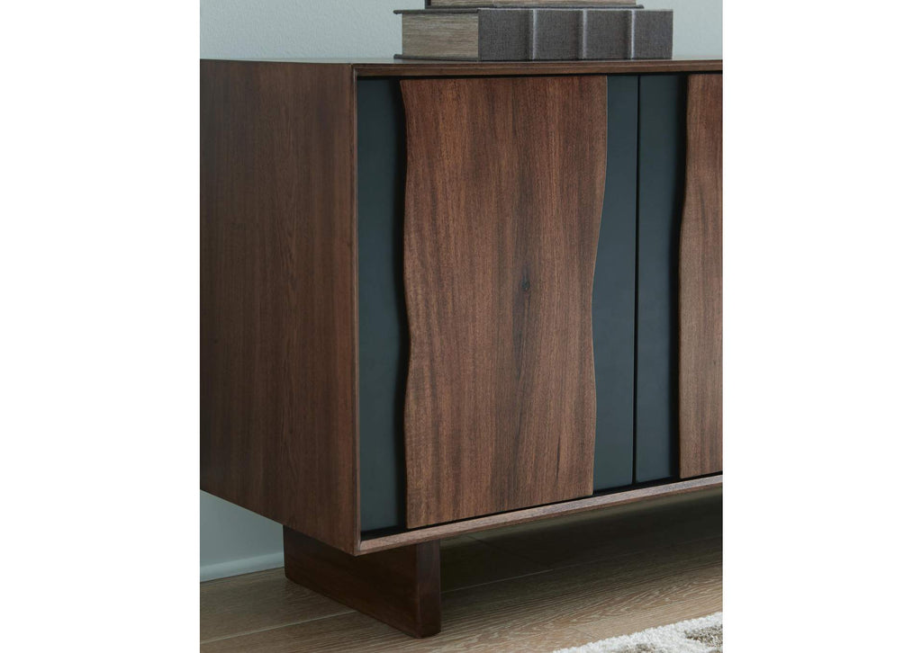 Welby Accent Cabinet detail
