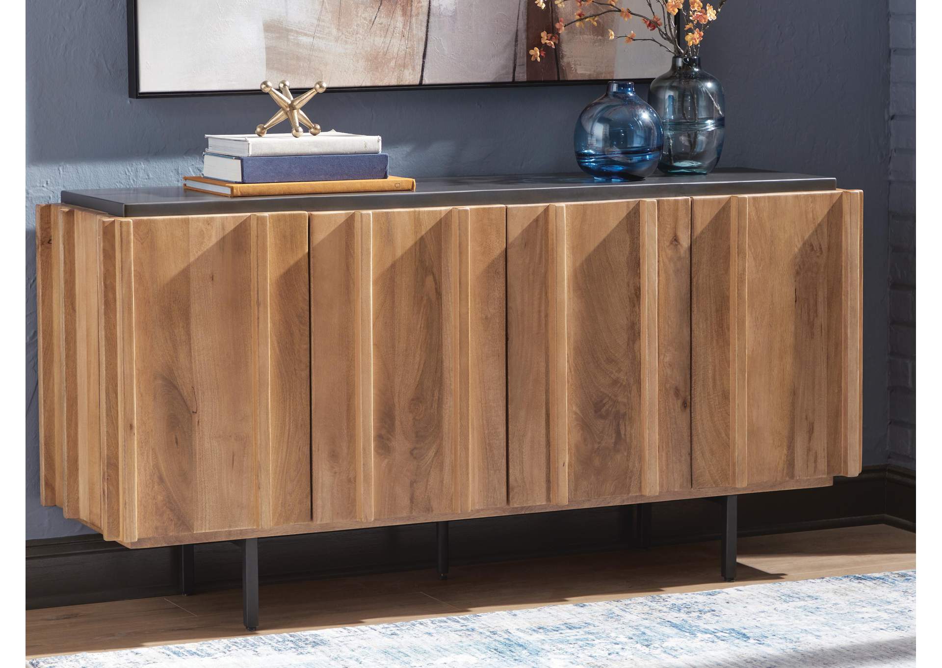 Quintavious Accent Cabinet