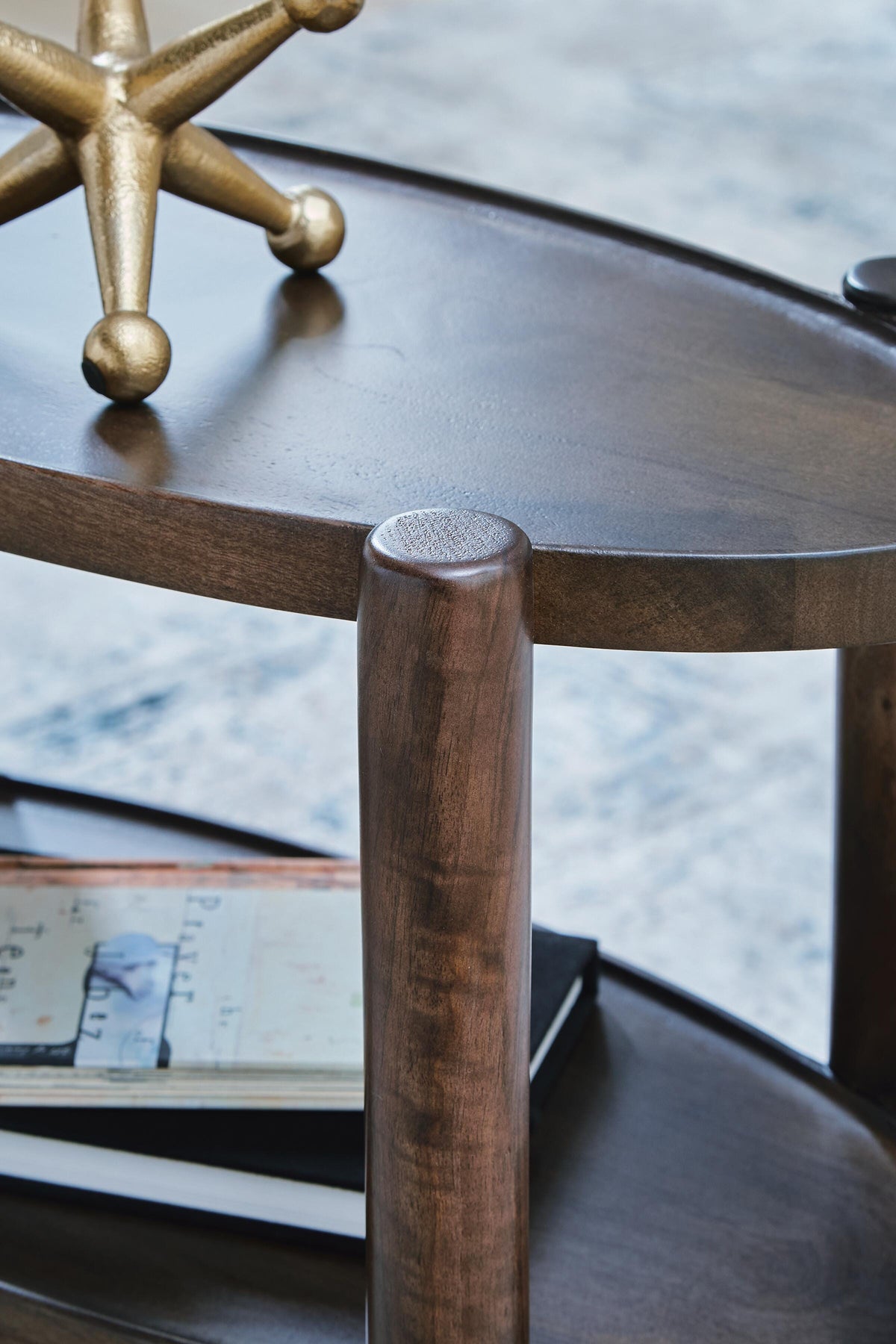 Wiattbury Accent Table in Gray Brown, detail view