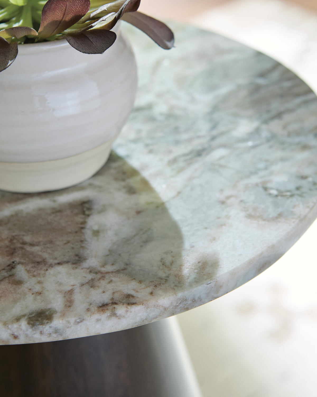 Waltnor Accent Table in Gray/White/Brown, detail view