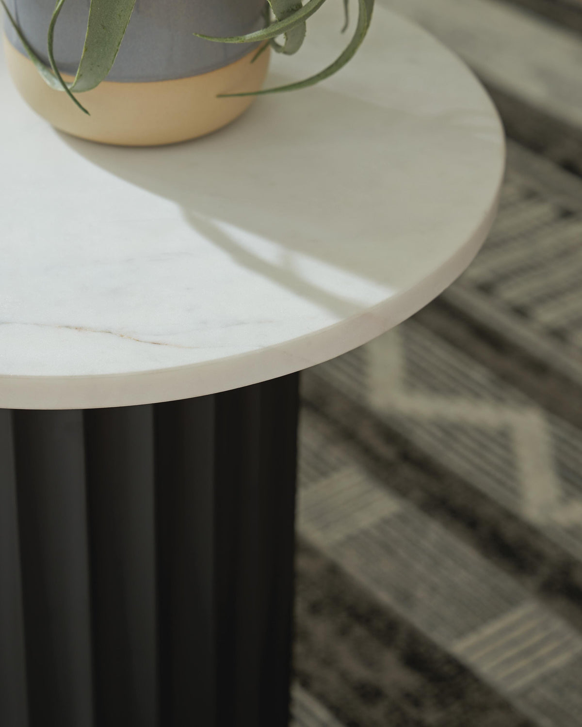 Wainstone Accent Table in Black/White, detail view