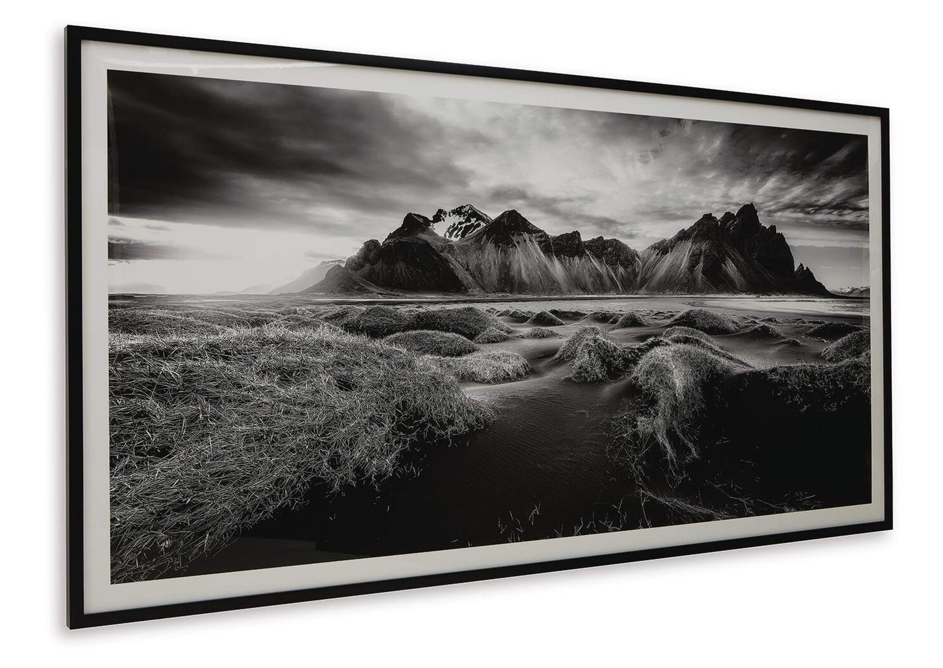 Delstone Wall Art angled view