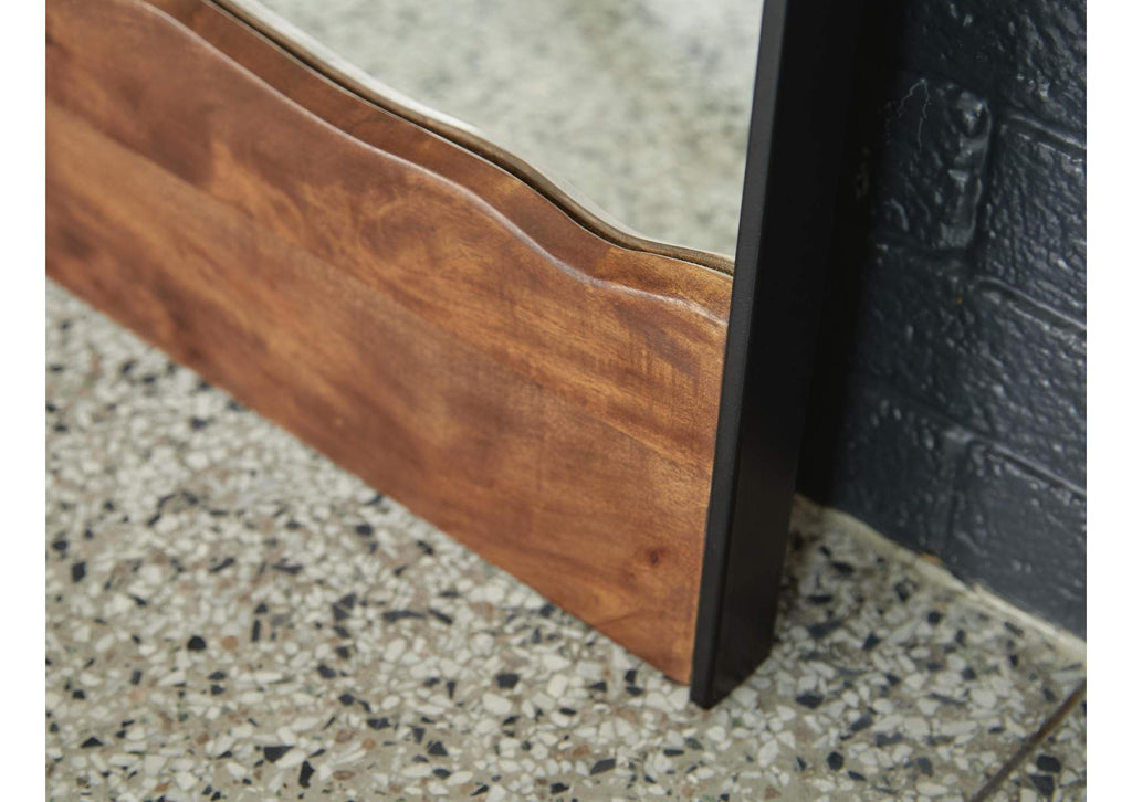 Panchali Floor Mirror detail