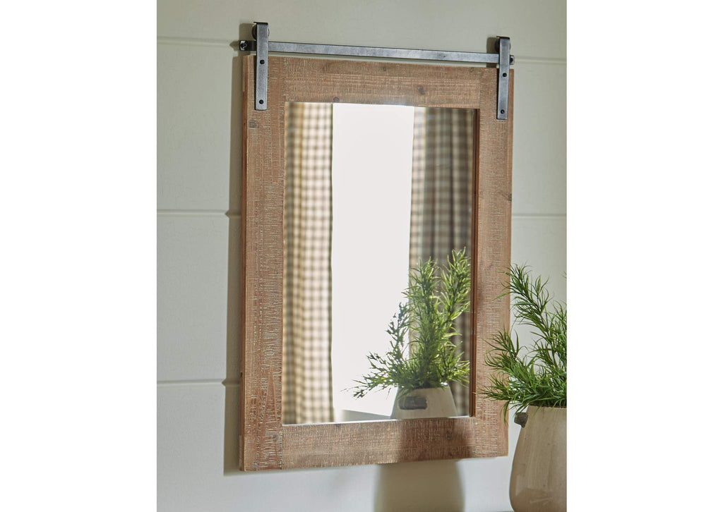 Lanie Accent Mirror room view