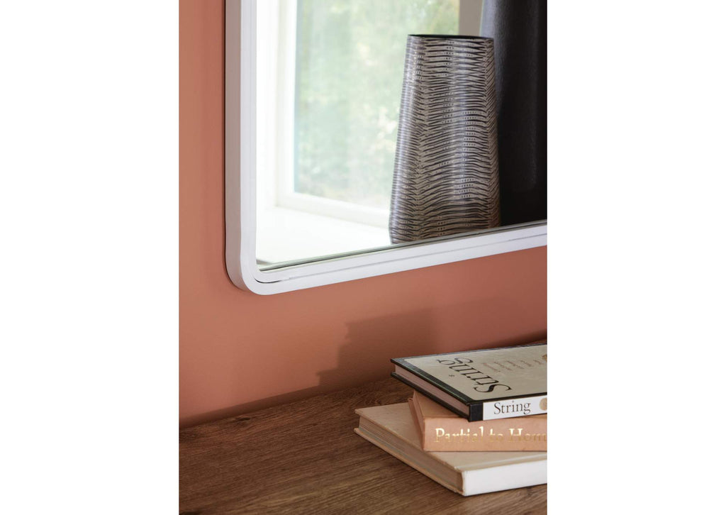 Brocky Accent Mirror detail