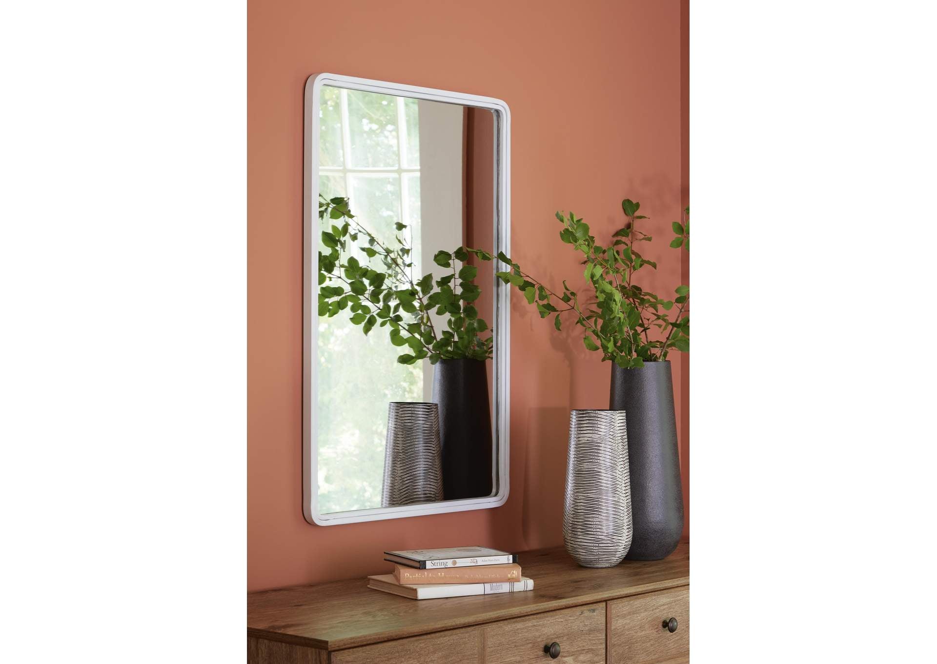 Brocky Accent Mirror