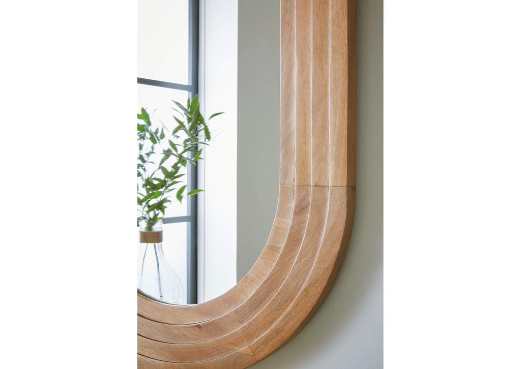 Daverly Accent Mirror detail