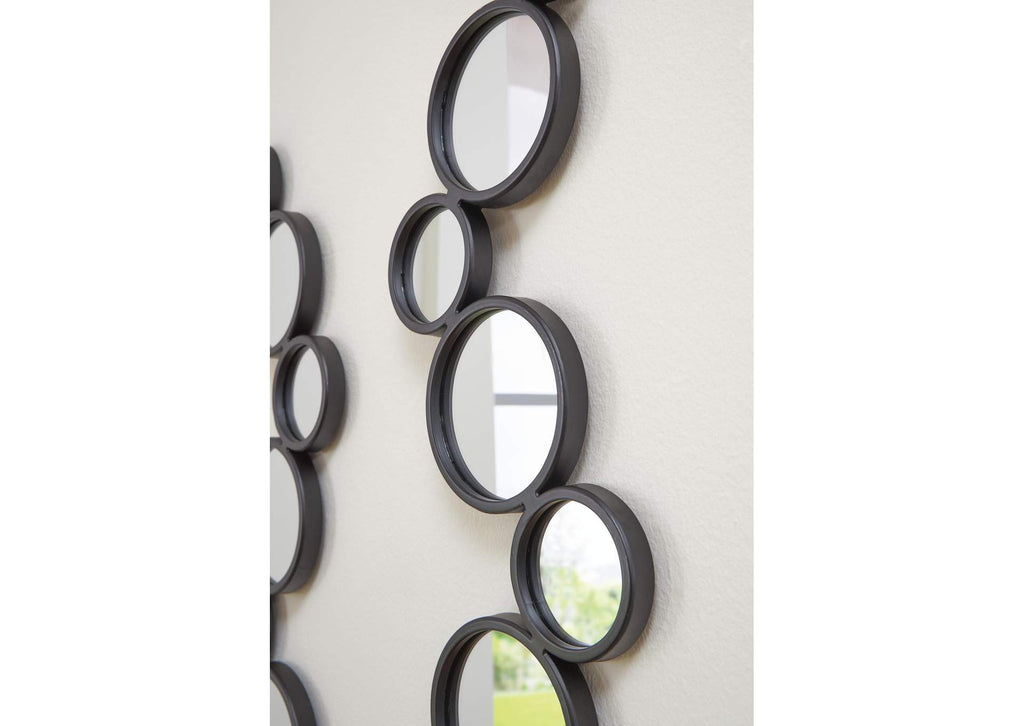 Vinler Accent Mirror Set (Set of 2) detail