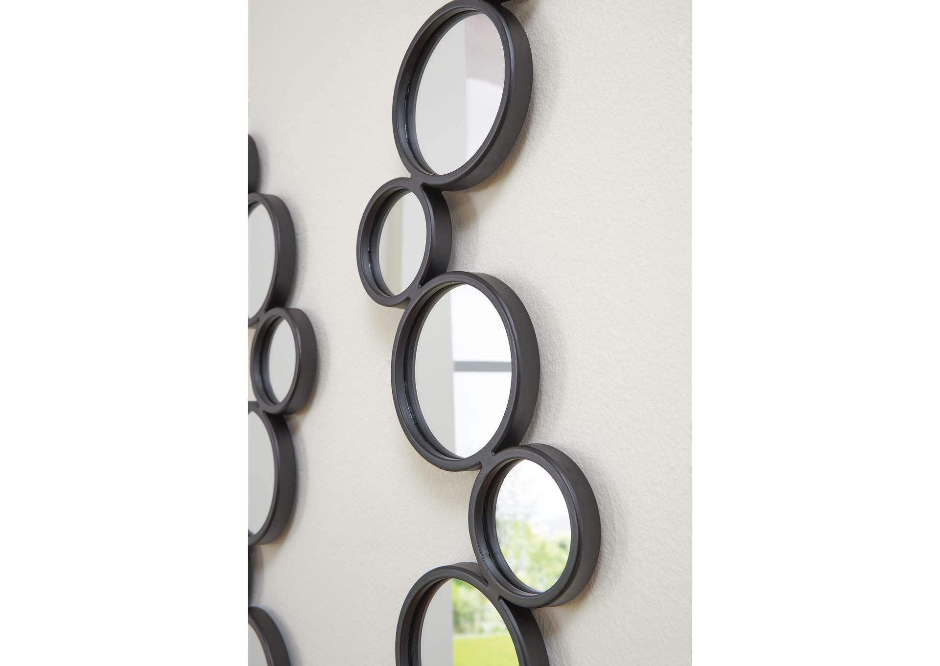 Vinler Accent Mirror Set (Set of 2) detail