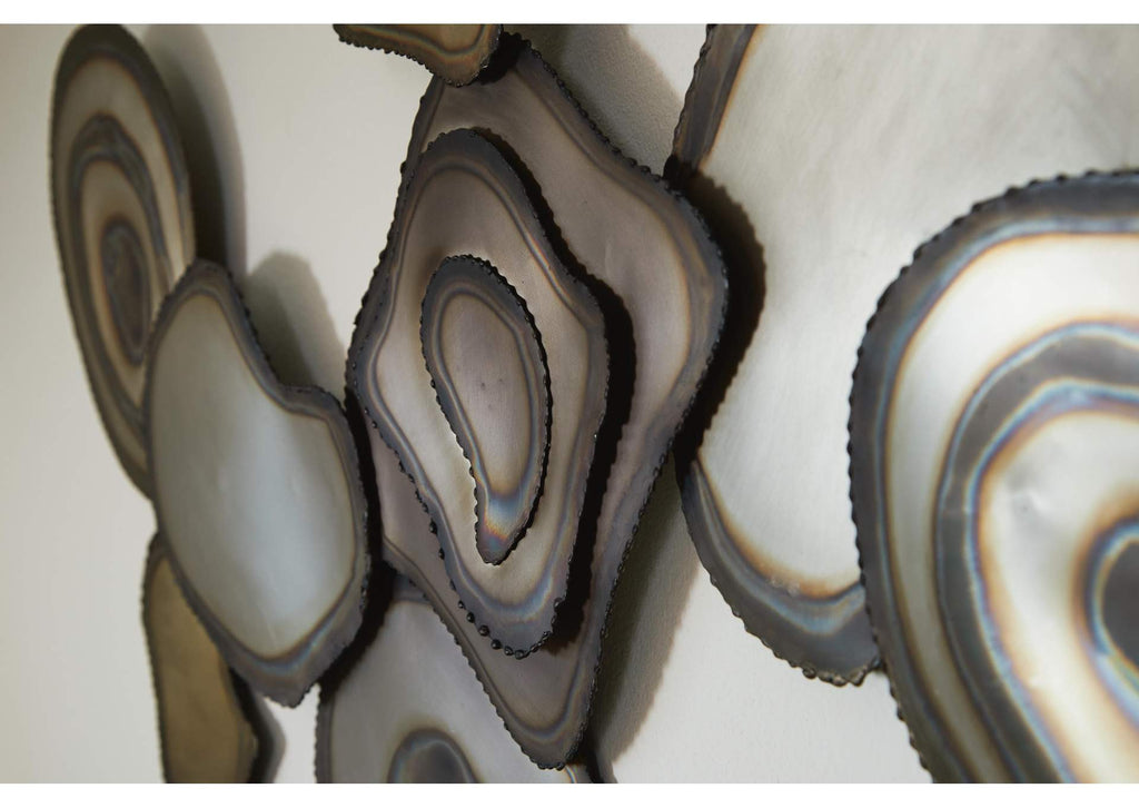 Worthman Wall Decor detail
