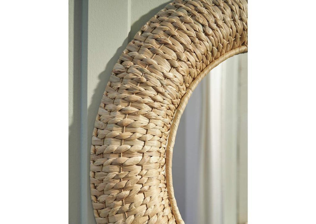 Briggsburg Accent Mirror detail