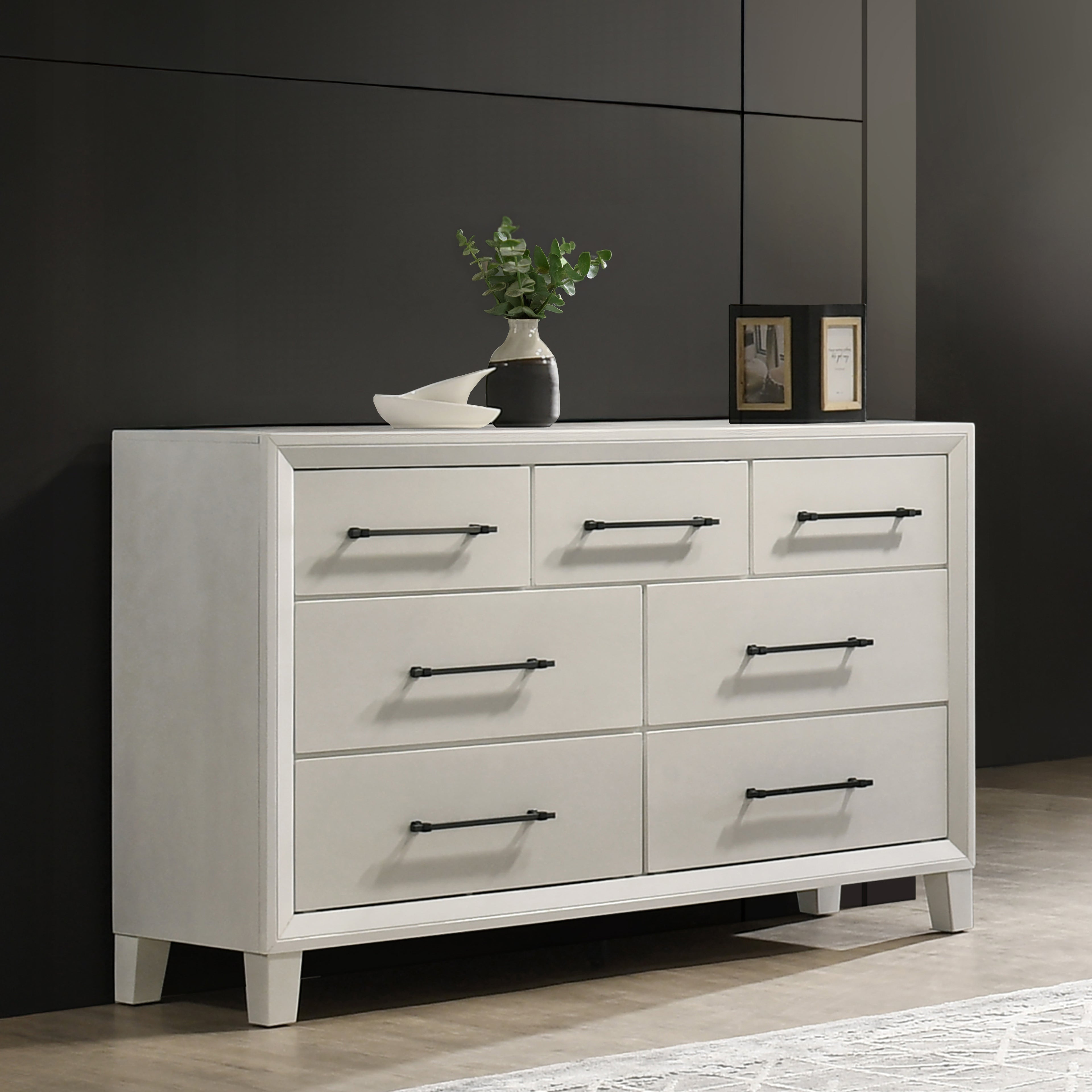Ballard 7 Drawer Dresser-White