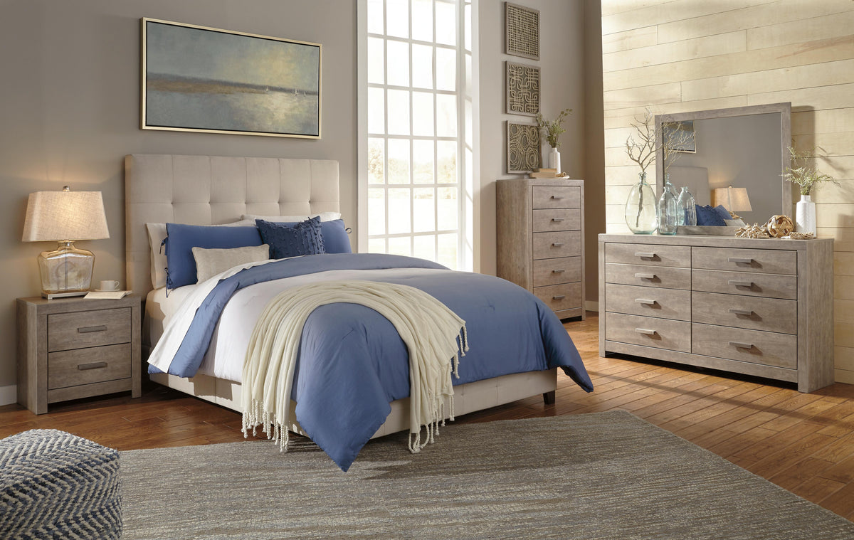 Culverbach Chest of Drawers in Gray, alternate view 7