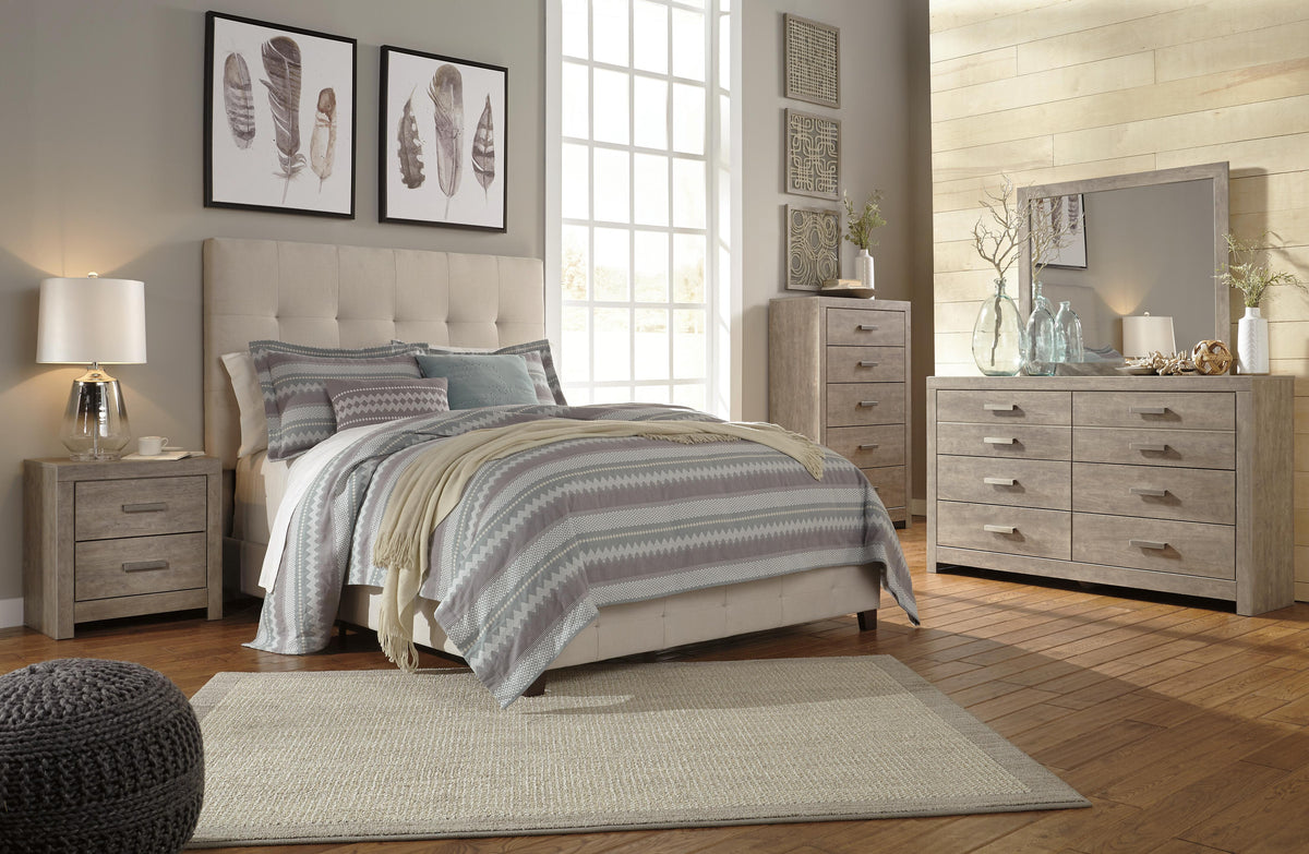 Culverbach Chest of Drawers in Gray, alternate view 5