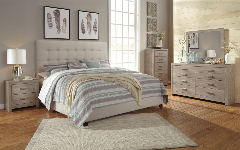Dolante King Upholstered Bed in Beige, alternate view 9
