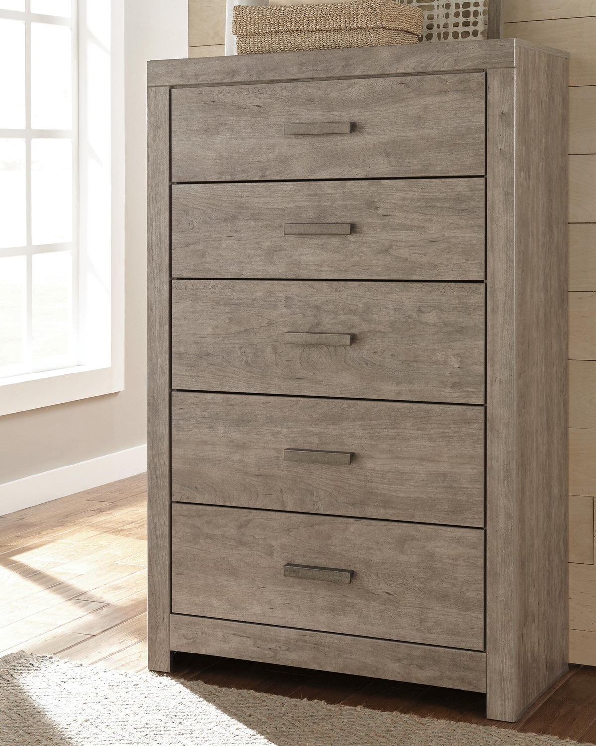 Culverbach Chest of Drawers in Gray, lifestyle view