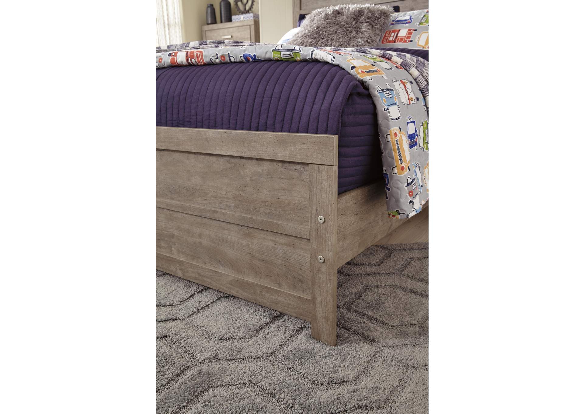 Culverbach Full Panel Bed with Nightstand detail