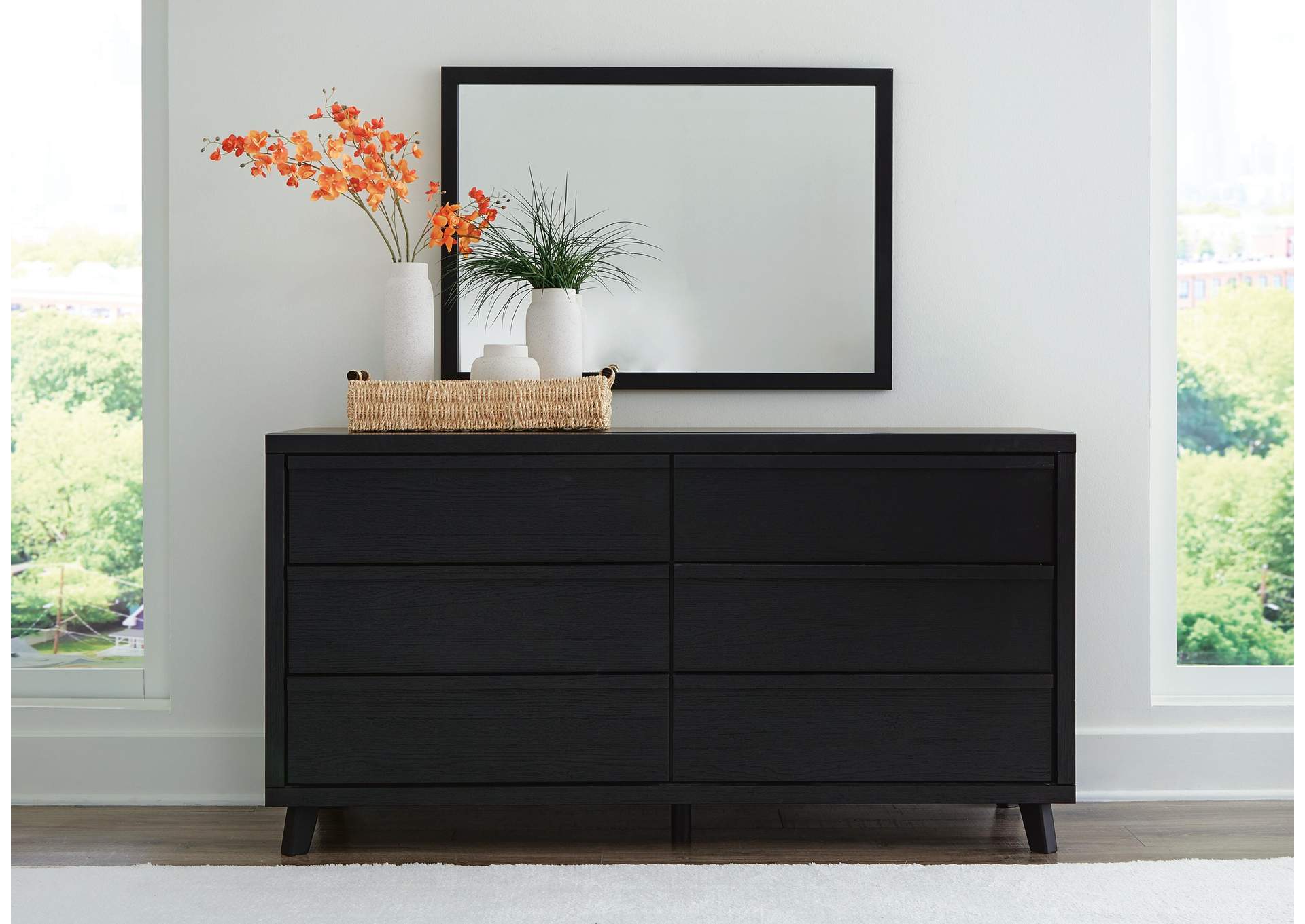 Danziar Queen Panel Headboard, Dresser, Mirror and 2 Nightstands