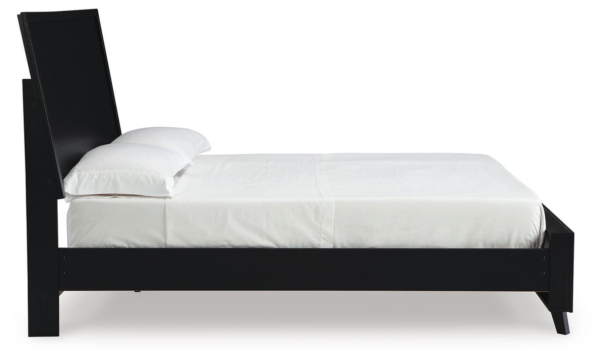 Danziar Full Panel Bed in Black, side view