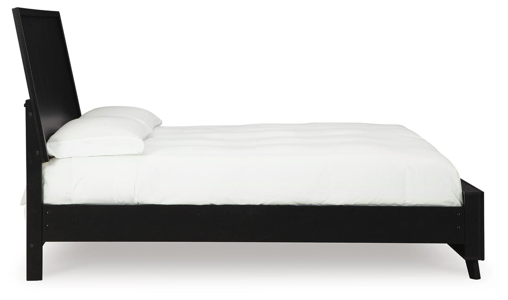 Danziar King Panel Bed in Black, side view