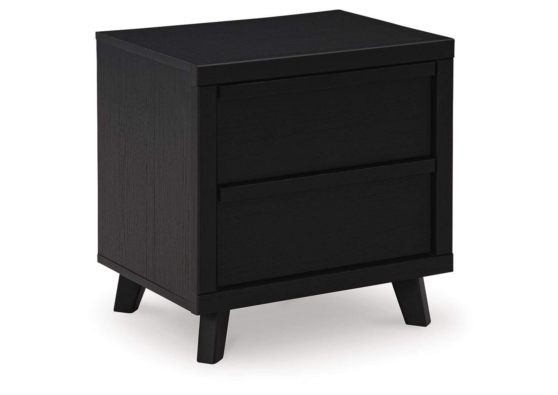 Danziar Queen Panel Headboard with Mirrored Dresser and Nightstand angled view