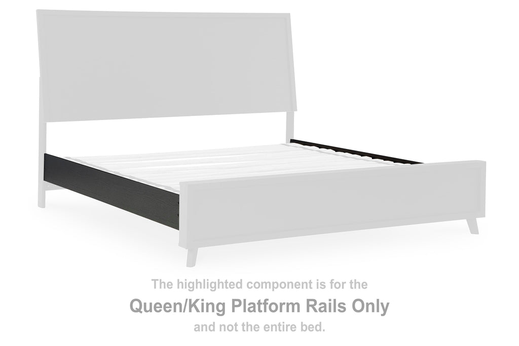 Danziar Queen Panel Bed - additional image 9