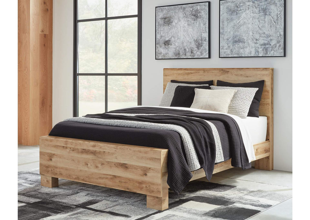 Hyanna King Panel Bed