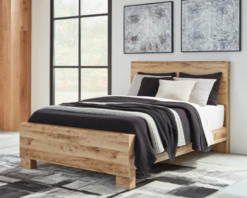Hyanna Queen Panel Bed in Tan Brown