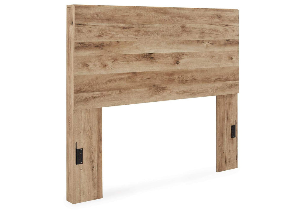 Hyanna Full Panel Headboard with Mirrored Dresser and 2 Nightstands