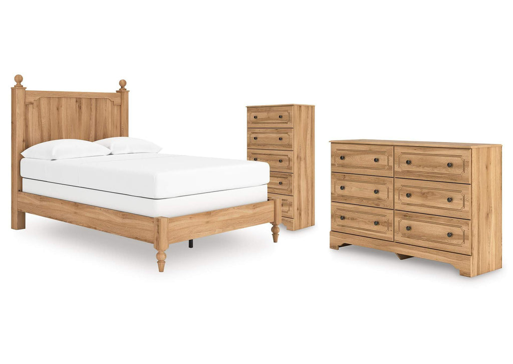 Galletyn Full Panel Bed with Dresser and Chest