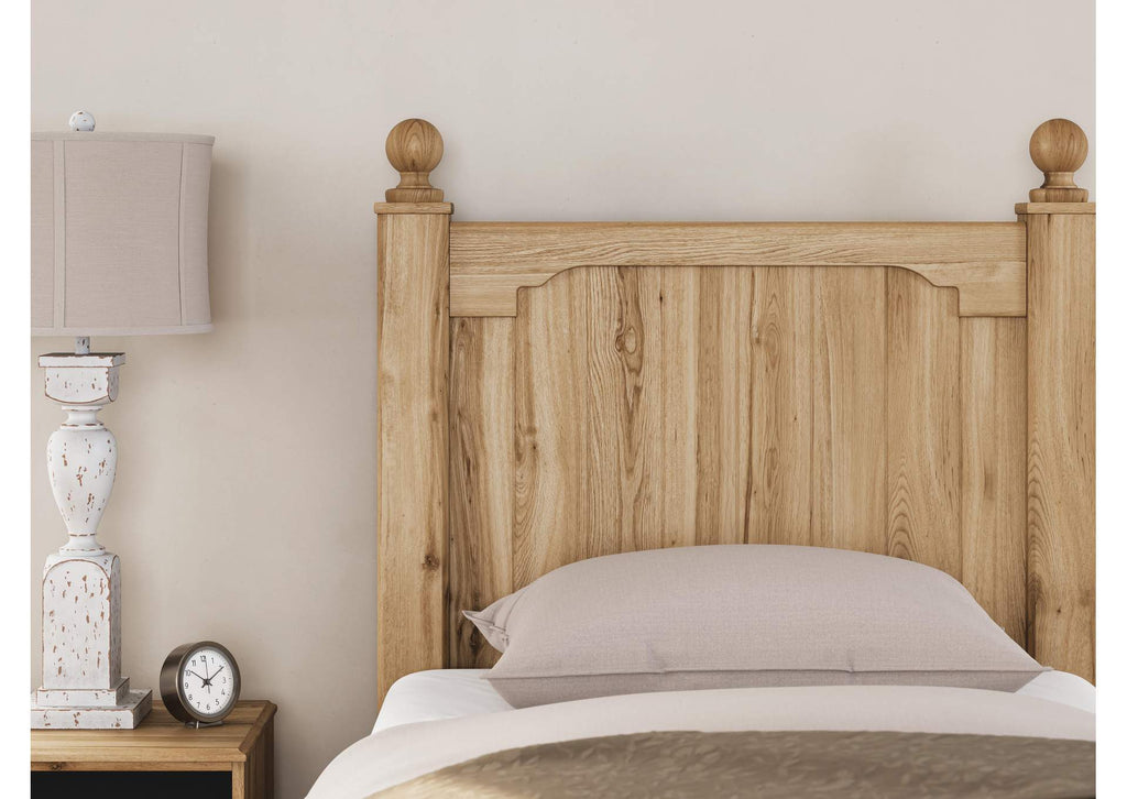 Galletyn Twin Panel Bed with Chest and Nightstand detail