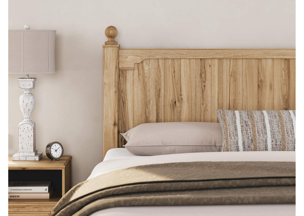 Galletyn King Panel Bed with Mirrored Dresser detail