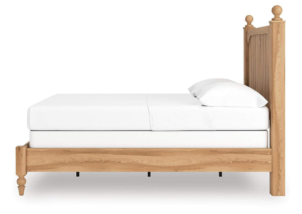 Galletyn Full Panel Bed with Chest and Nightstand side view