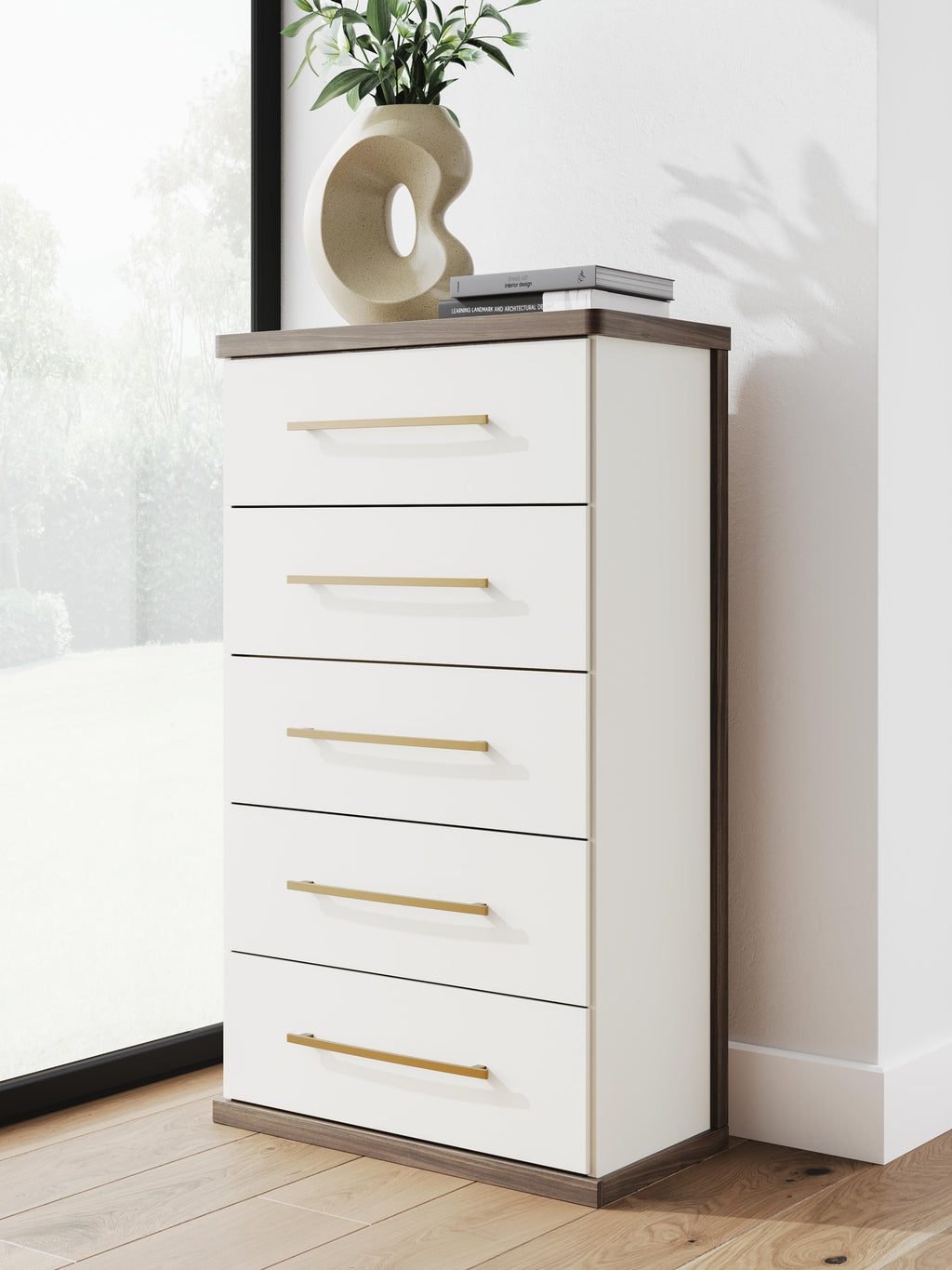 Kendanport Chest of Drawers in Brown/White, alternate view 3