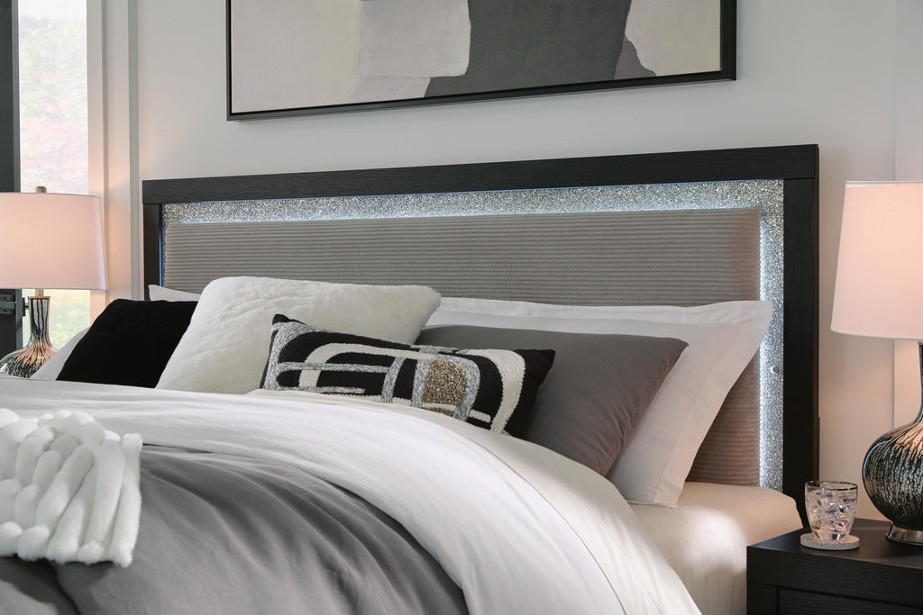 Maeling King Upholstered Panel Bed in Black, detail view