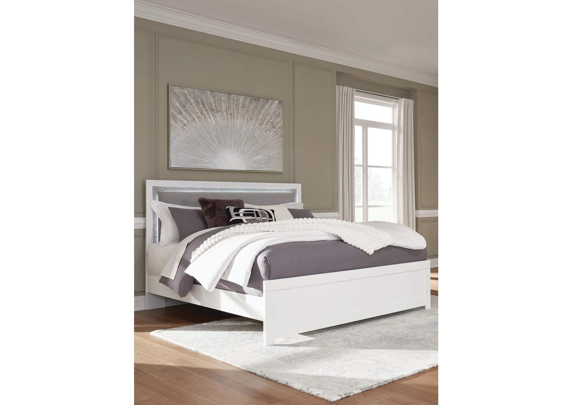 Maeling King Upholstered Panel Bed