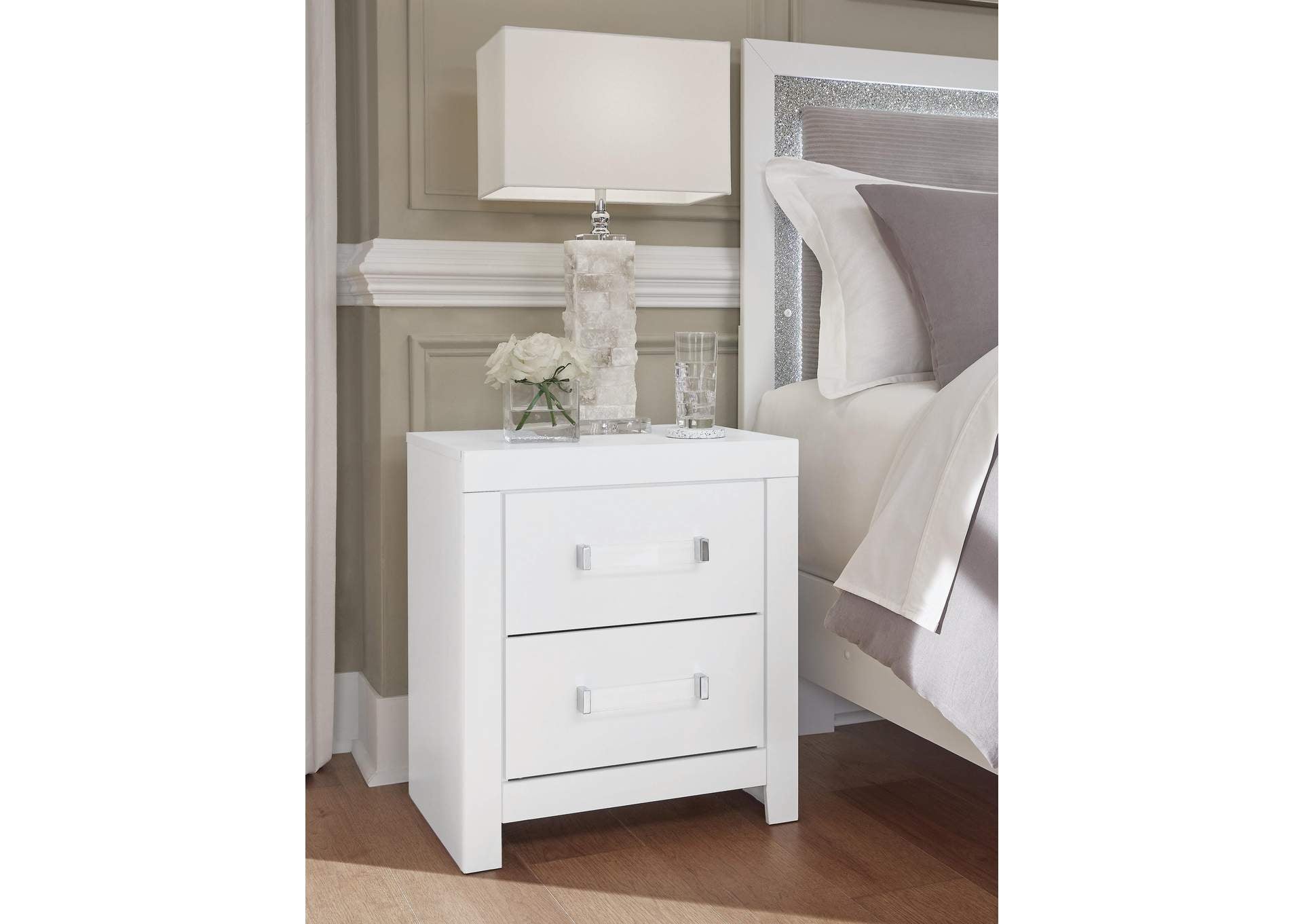 Maeling Nightstand