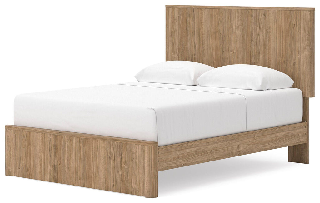 Gramburg Queen Panel Platform Bed in Warm Natural Brown, angle view