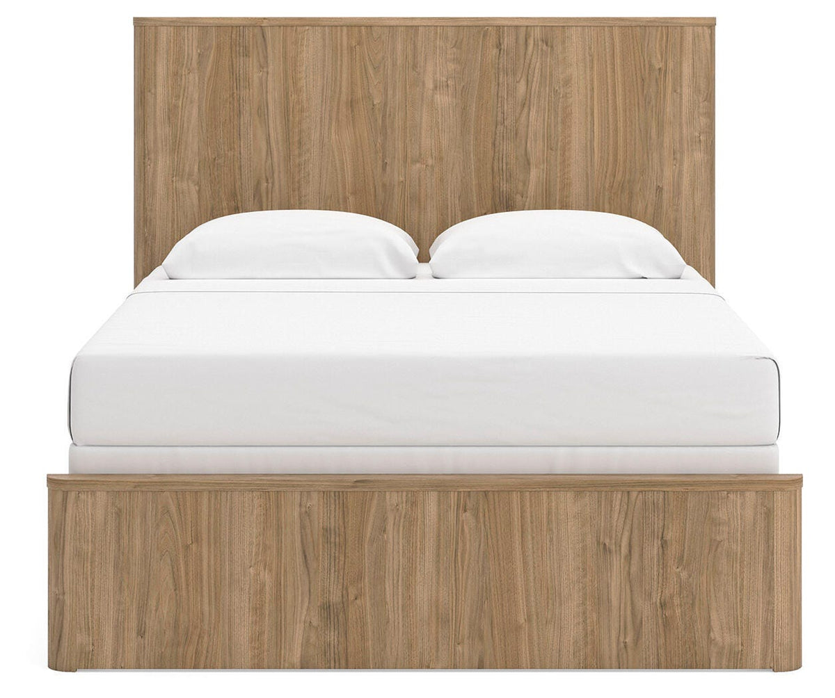Gramburg Queen Panel Bed in Warm Natural Brown, front view