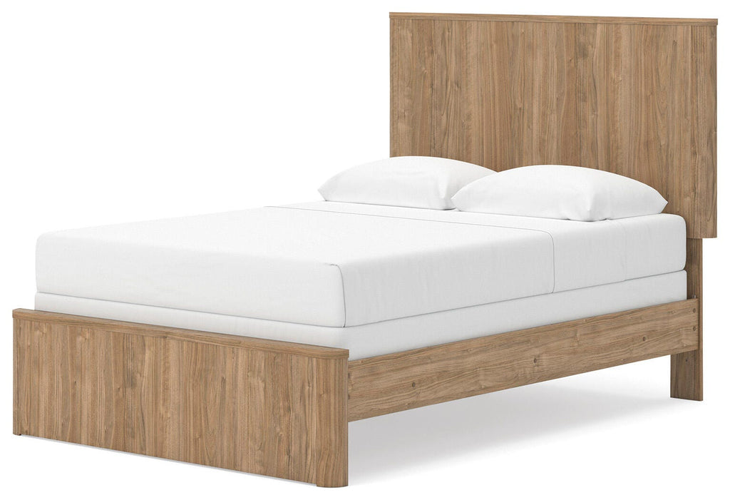 Gramburg Full Panel Bed in Warm Natural Brown, angle view