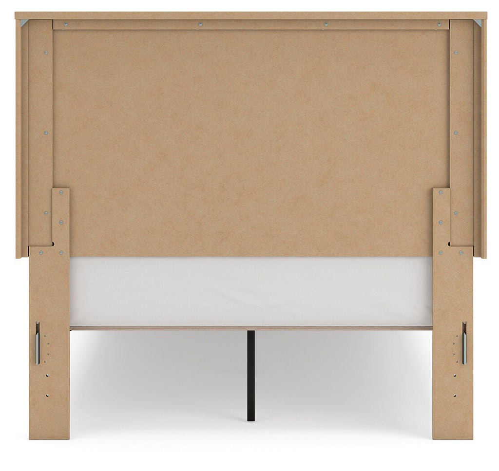 Gramburg Full Panel Platform Bed in Warm Natural Brown, back view