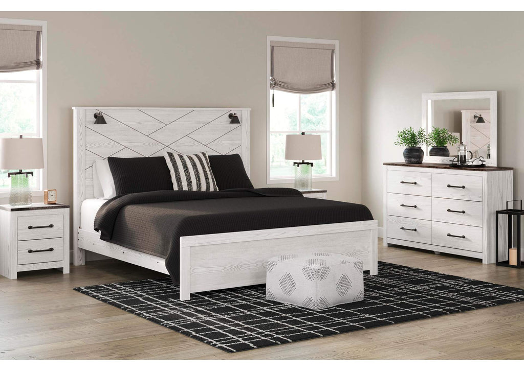 Gerridan King Panel Bed with Mirrored Dresser