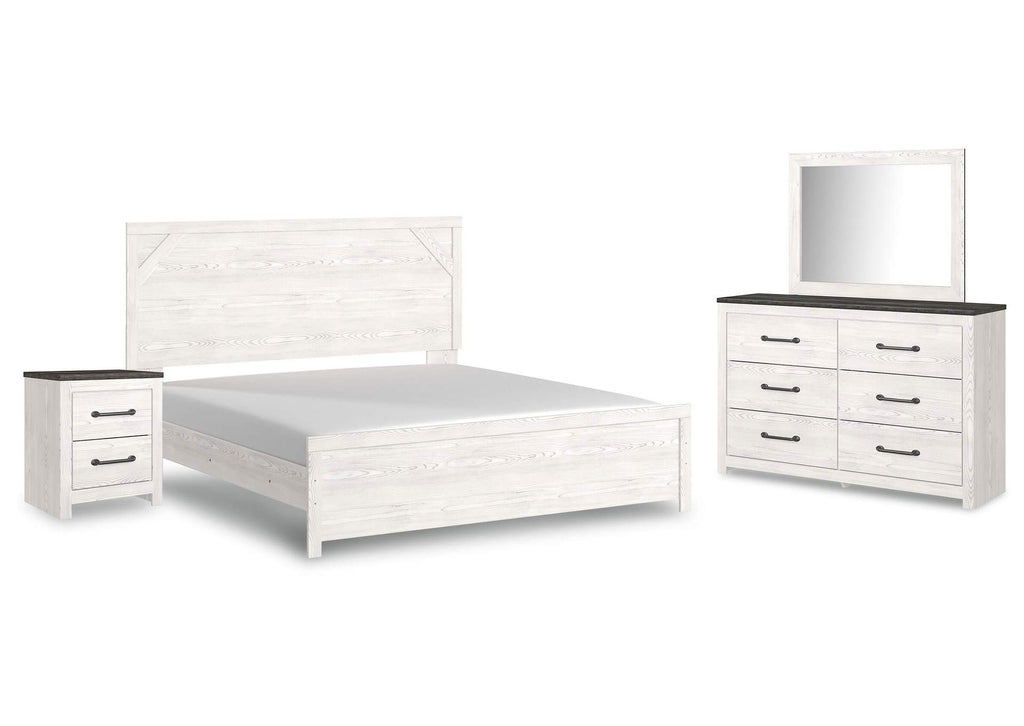 Gerridan King Panel Bed with Mirrored Dresser and Nightstand